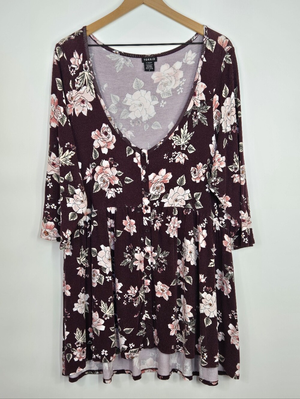 Torrid Super Soft Button Front 3/4 Sleeve Hi-Lo Babydoll Top Burgundy Floral 2X